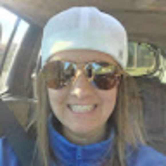 Meet your Posher, Ashley - Picture 1 of 1